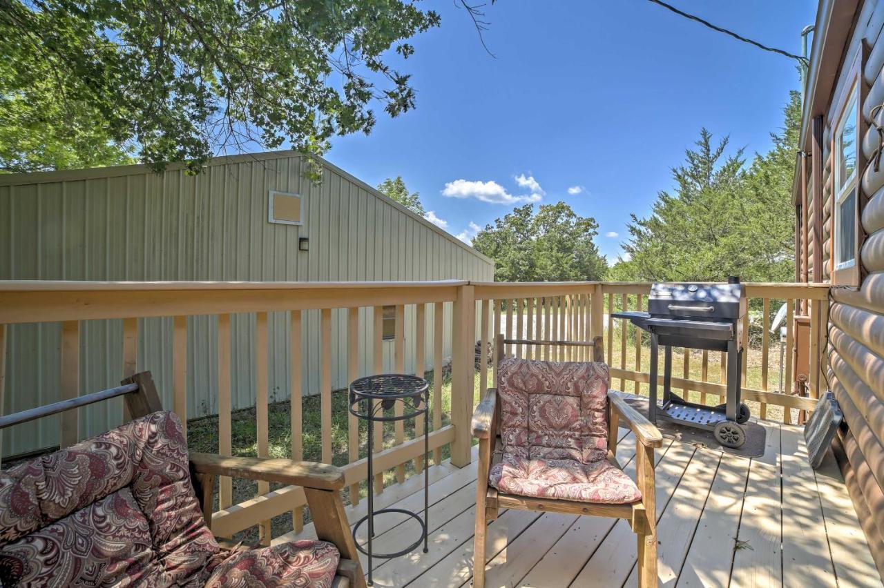 Branson Cabin With Deck Near Table Rock Lake! Exterior foto